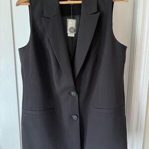 Black Sleeveless Blazer Vest